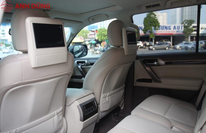 Xe LEXUS GX460 năm 2014, màu đen, nội thất kem. ODO: 39.000Km