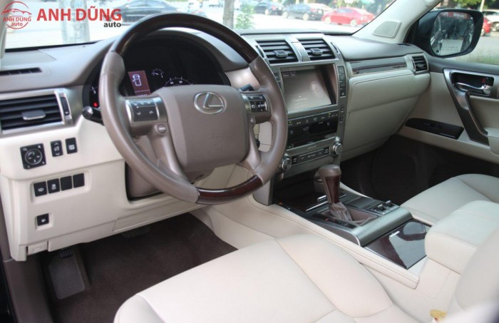 Xe LEXUS GX460 năm 2014, màu đen, nội thất kem. ODO: 39.000Km