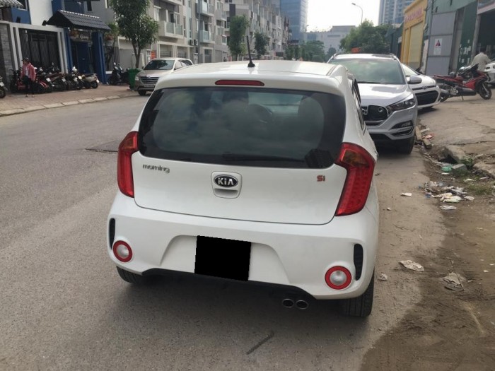 Bán xe Kia Morning Si 2015 số tự động màu trắng trang nhã