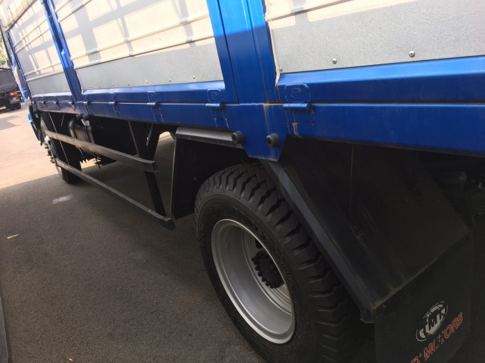 Xe tải 7,5 tấn SINOTRUK mới 100%
