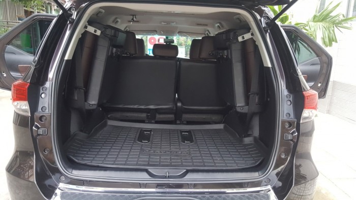 Cần bán xe Toyota Fortuner G (4x2MT) 2017 màu nâu đen long lanh nhập khẩu