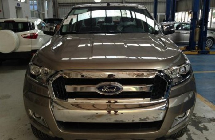 Ford Ranger XLT VÀNG CÁT 2016