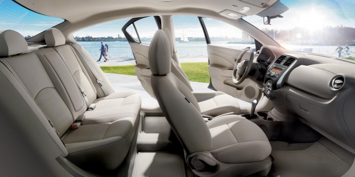 Nissan Sunny XV PremiumS phiên bản tự động mới nhất 2017