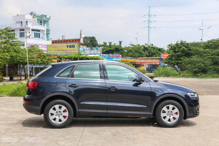 Audi Q3 s-line 2.0T TFSI Quattro model 2012