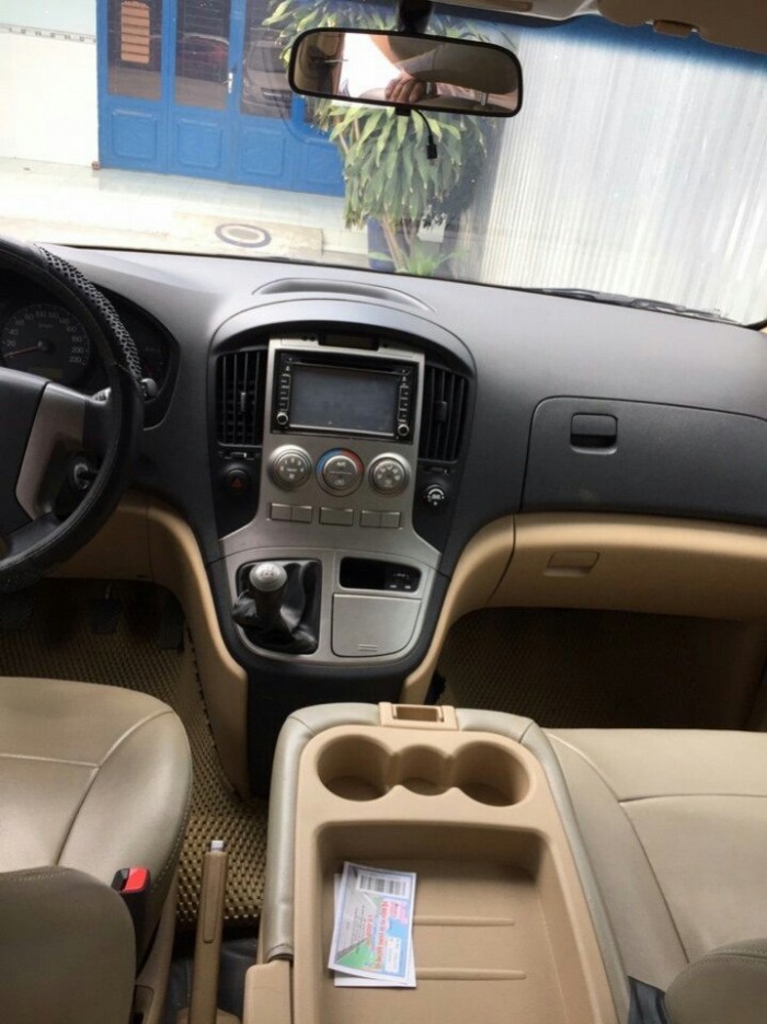 Bán Hyundai starex 2.4MT 2015 màu ghi máy xăng xe đẹp