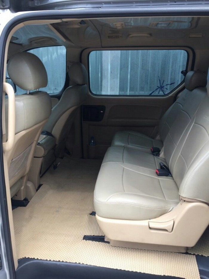 Bán Hyundai starex 2.4MT 2015 màu ghi máy xăng xe đẹp