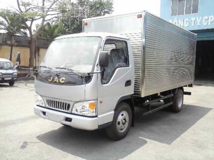 xe tải JAC 2T4