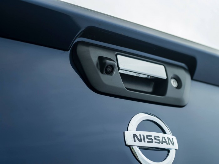 Cần bán Nissan Navara VL Premium - 2 cầu tự động nhập khẩu, full option