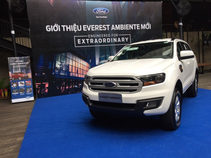 Giá xe ford everest ambiente, giá xe ford everest mt 2018, giá xe ford everest số san 2018