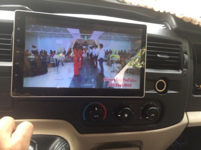 Màn hình DVD Android cho xe Ford Transit 10inch cắm sim 4G