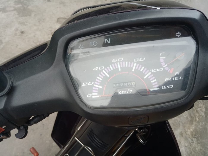 Honda Dream đời 99 bstp chính chủ mới 95%