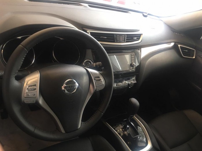 Bán xe Nissan Xtrail SL premium- phiên bản mới nhất, khuyến mãi đến 60tr