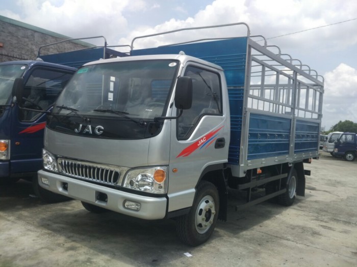 Xe taoir jac 6,4 tấn động cơ Faw giá rẻ