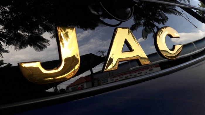 Xe Tải Jac 2 Tấn 4, Jac 2T4 Giao Xe Ngay