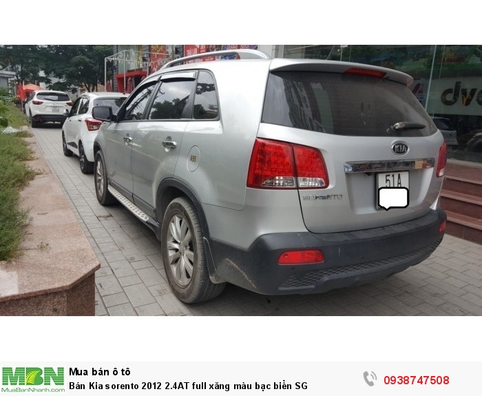 Bán Kia sorento 2012 2.4AT full xăng màu bạc biển SG