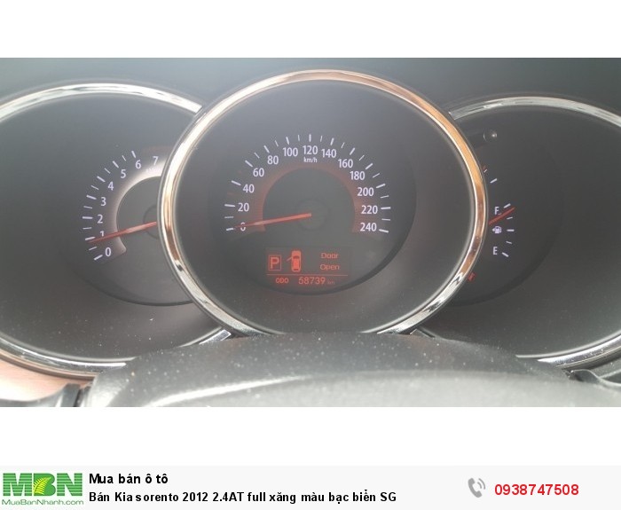 Bán Kia sorento 2012 2.4AT full xăng màu bạc biển SG