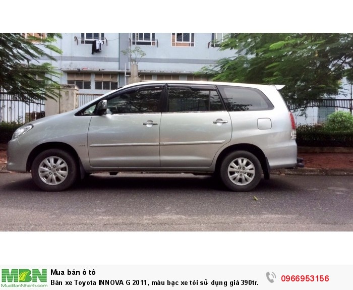 Bán xe Toyota INNOVA G 2011, màu bạc xe tôi sử dụng giá 390tr.