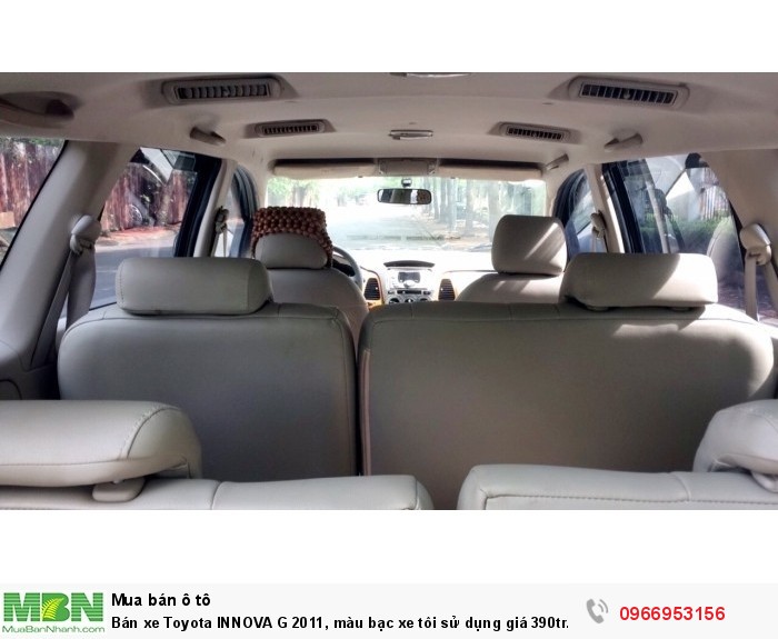 Bán xe Toyota INNOVA G 2011, màu bạc xe tôi sử dụng giá 390tr.