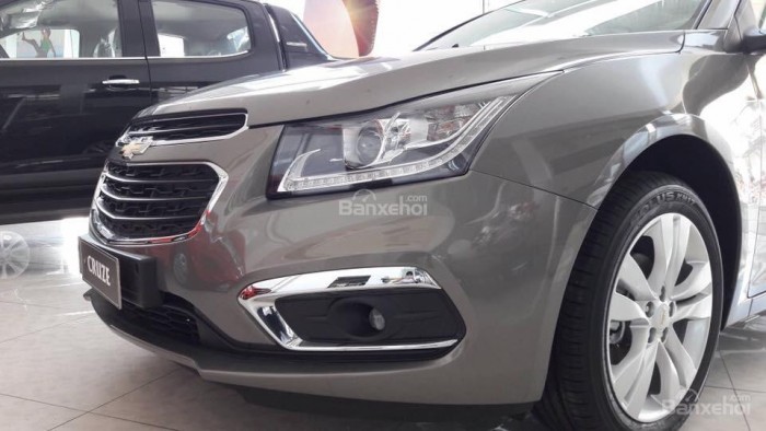 Chevrolet Cruze LTZ 1.8 Trả trước 10% nhận ngay xe.