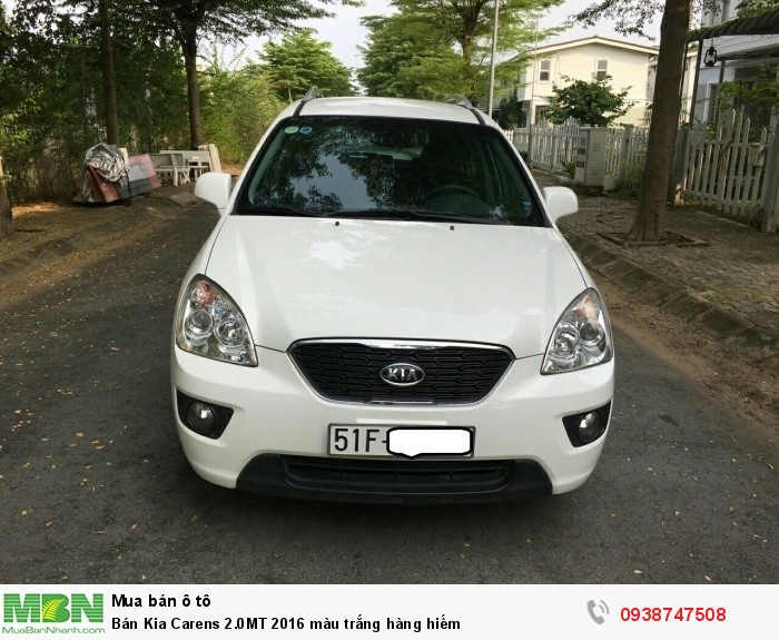 Bán Kia Carens 2.0MT 2016 màu trắng hàng hiếm