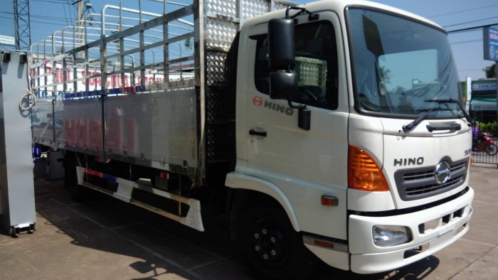 Hino Fc – 6 Tấn Thùng Mui Bạt 5M7