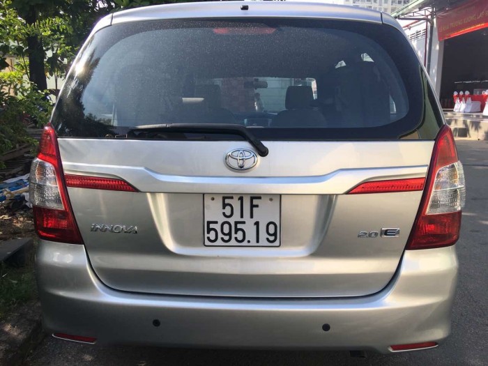 Bán Toyata Innova sx 2016 màu bạc