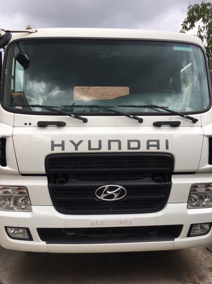 Đầu kéo HD700, 2015 xe xuất hóa đơn cao, còn 3 xe giao ngay