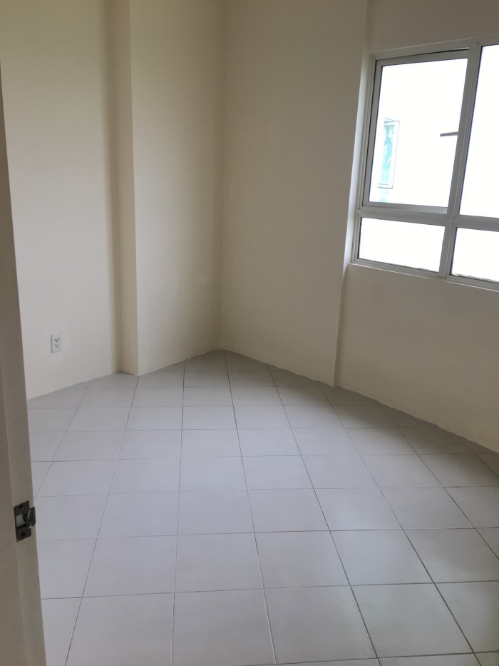 Cho thuê chcc 76m2, 2pn,2wc, nhà mới sơn,