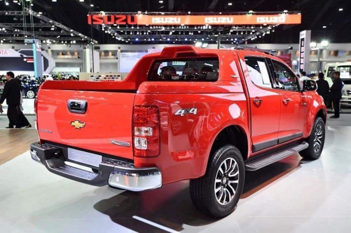 Xe Chevrolet Colorado 2017 mới, trả góp lên tới 100% nhiều ưu đãi