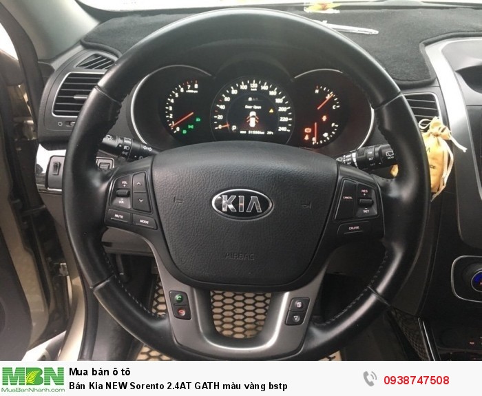 Bán Kia NEW Sorento 2.4AT GATH màu vàng bstp