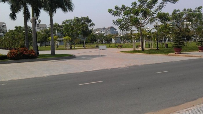 Cặp góc duy nhất, 126m2, 138m2, sổ đỏ, đường Nguyễn Thị Định, P. Cát Lái, Quận 2