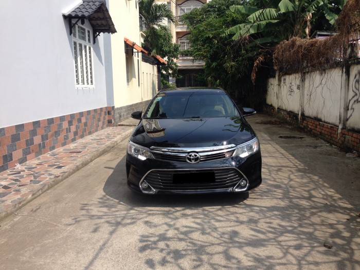 Cần $ bán Camry 2.5G đời 2015 tự động màu đen đẹp miễn chê full option