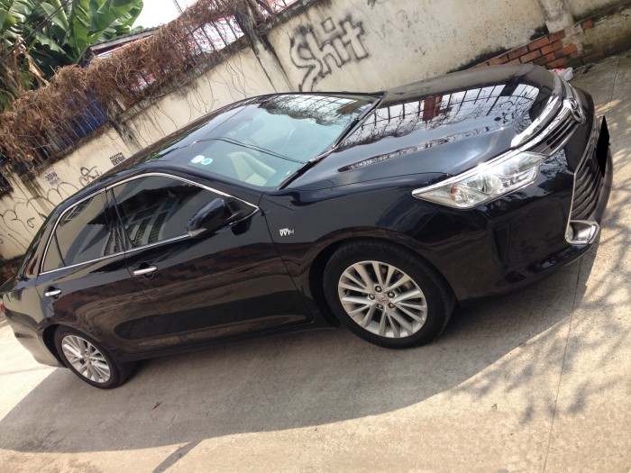 Cần $ bán Camry 2.5G đời 2015 tự động màu đen đẹp miễn chê full option