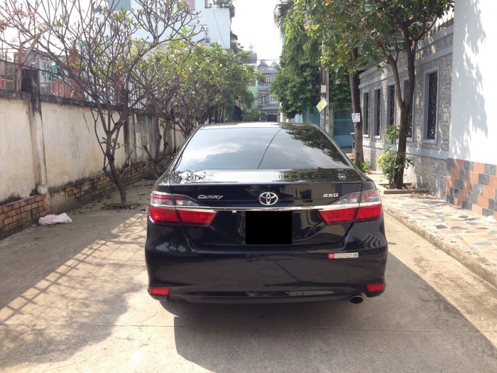 Cần $ bán Camry 2.5G đời 2015 tự động màu đen đẹp miễn chê full option