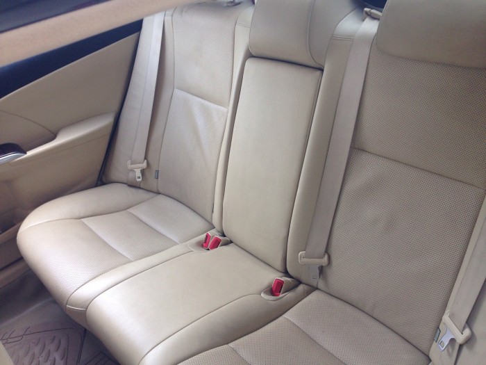 Cần $ bán Camry 2.5G đời 2015 tự động màu đen đẹp miễn chê full option