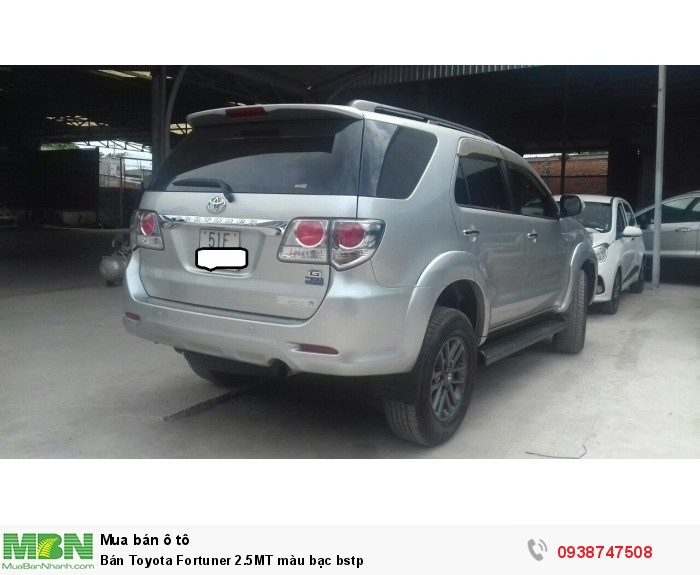 Bán Toyota Fortuner  2.5MT màu bạc bstp