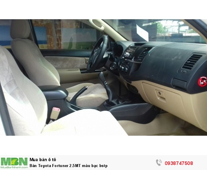 Bán Toyota Fortuner  2.5MT màu bạc bstp