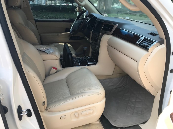 Lexus lx570 2012 xe nhập Mỹ full kịch đồ, xe đẹp chạy ít