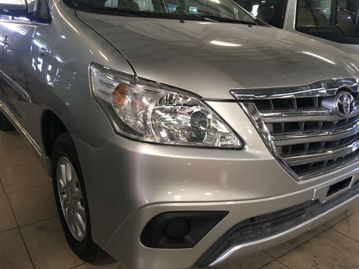 Bán Toyata Innnova sx 11. 2013 màu bạc