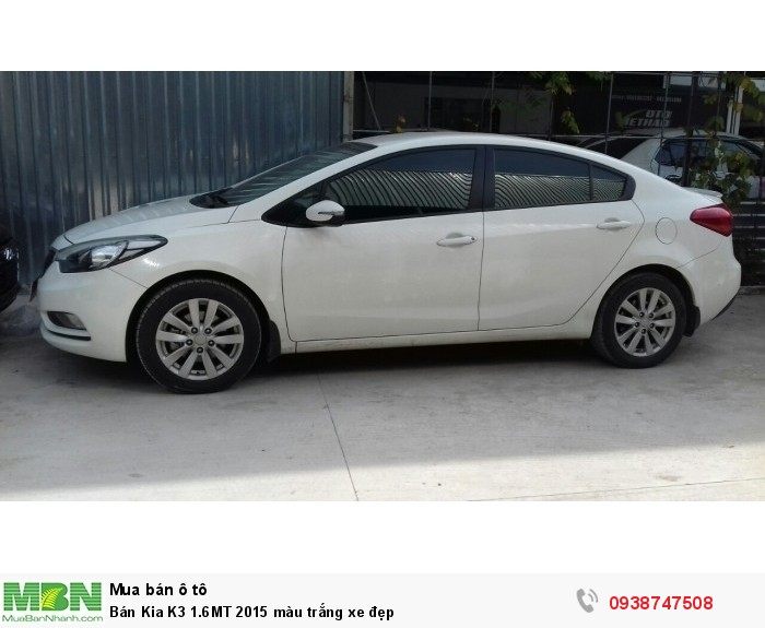 Bán Kia K3 1.6MT 2015 màu trắng xe đẹp