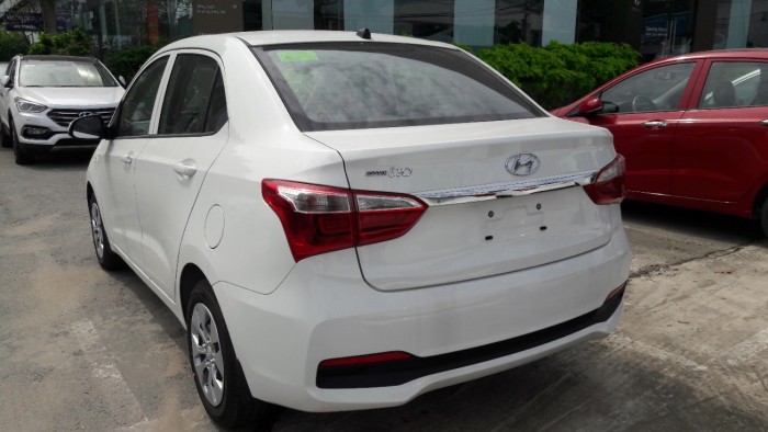Hyundai Grand I10 1.2MT Sedan 2017 giảm giá kịch sàn - Tặng BHVC