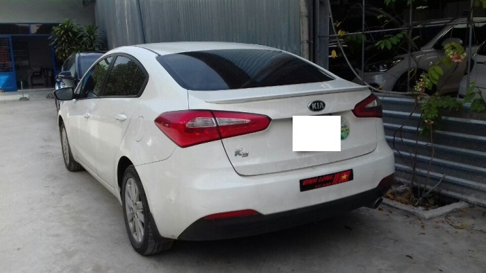 Bán xe Kia K3, 1.6 số sàn, màu trắng, 2015, giá TL, hỗ trợ góp 75%