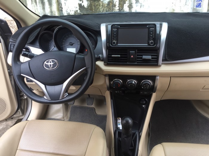 Bán xe Toyota Vios E mt 2017 màu vàng kim