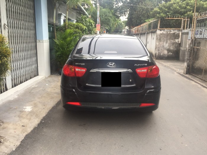Bán xe Hyundai Avante mt 2013 màu đen 435tr