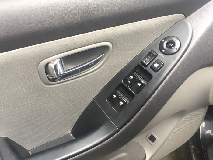 Bán xe Hyundai Avante mt 2013 màu đen 435tr