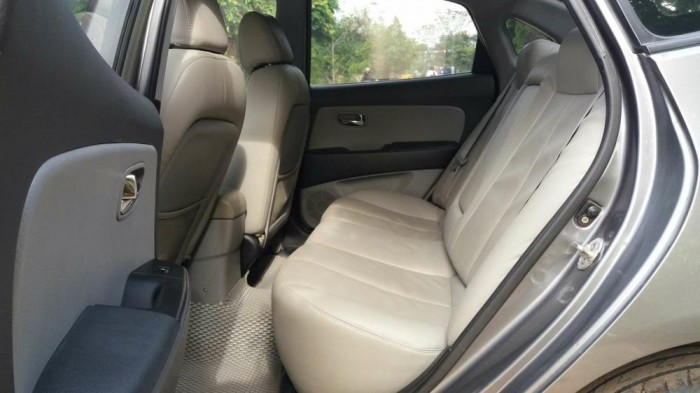 Bán chiếc Hyundai Avante 2012 màu xám số sàn