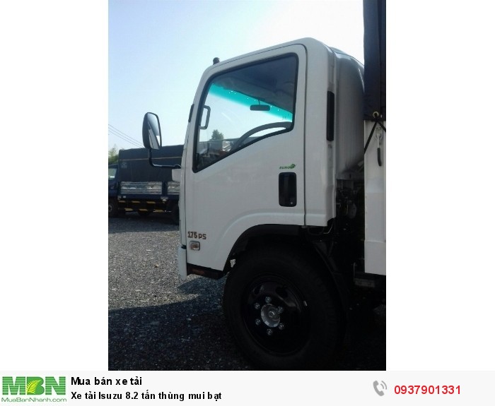 Xe tải Isuzu 8.2 tấn thùng mui bạt