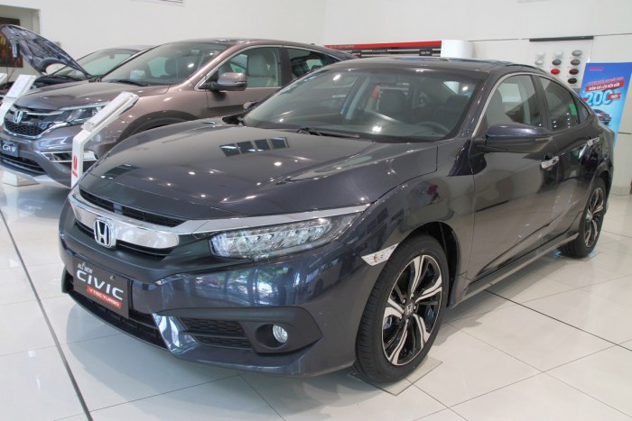 Honda Civic 1.5 Turbo 2017 giá mềm ưu đãi