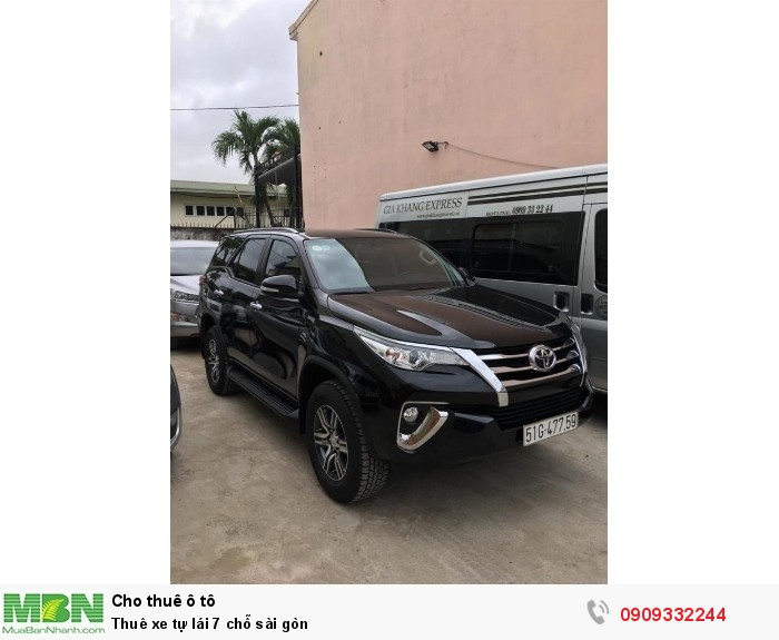 Thuê xe tự lái 7 chỗ sài gòn