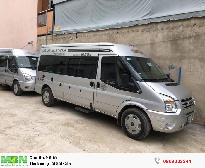 Thuê xe tự lái Sài Gòn